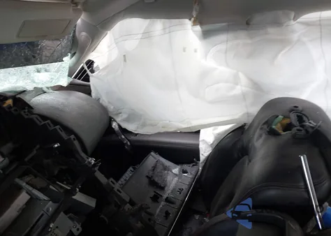 2017 Nissan Armada Platinum из США, поврежденный, VIN JN8AY2NE5H9706082